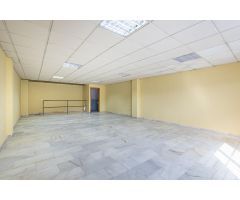 POLÍGONO INDUSTRIAL JUNCARIL. SE VENDE NAVE INDUSTRIAL. CON  212 M/2