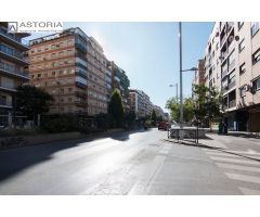 Plaza de garaje en camino de Ronda, junto Gimnasio Yo10