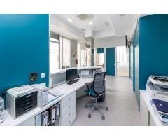 LOCAL COMERCIAL JUNTO AL CAMPUS DE LA SALUD