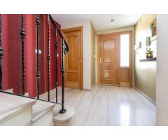 SALE A LA VENTA UNA FANTASTICA VIVIENDA UNIFAMILIAR PAREADA