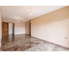 Exclusivo ático en Parque de las Infantas: luz, vistas y posibilidades infinitas