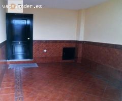 ???? ¡Espacioso Hogar con Patio, Terraza, Garaje y 5 Habitaciones en Ubicación Privilegiada! ?