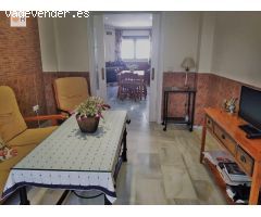 ???? ¡Espacioso Hogar con Patio, Terraza, Garaje y 5 Habitaciones en Ubicación Privilegiada! ?