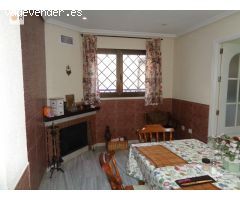 ???? ¡Espacioso Hogar con Patio, Terraza, Garaje y 5 Habitaciones en Ubicación Privilegiada! ?
