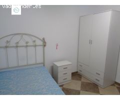 PISAZO PARA ESTUDIANTES CON TERRAZA Y ASCENSOR
