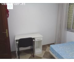 PISAZO PARA ESTUDIANTES CON TERRAZA Y ASCENSOR