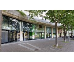 Local comercial en Alquiler en Girona, Girona