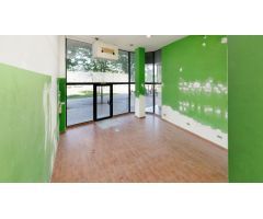 Local comercial en Alquiler en Girona, Girona
