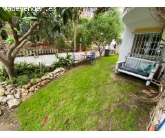 2 dormitorios y 1 baño en planta baja con jardin