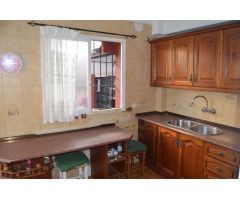 Excelente chalet adosado a la venta en Los Boliches