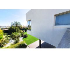 PRECIOSA VIVIENDA UNIFAMILIAR PEÑA DE LAS AGUILAS