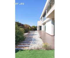 PRECIOSA VIVIENDA UNIFAMILIAR PEÑA DE LAS AGUILAS