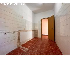 PALAMÓS:  PISO MUY CÉNTRICO DE 93 m2 aprox. A POCOS METROS DE LA PLAYA.