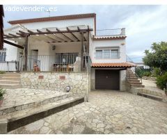 ST ANTONI DE CALONGE: CHALET CON PISCINA a 10 minutos andando a la playa.