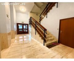 Se Vende Bonita Vivienda de 2 Dormitorios y 2 baños con garaje Directo en Zona La Peña