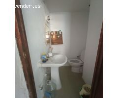 SE ALQUILA ESTUPENDO NEGOCIO  EN LA BARRIADA DEL PERU!!!!