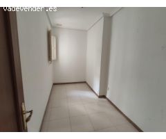 Piso en Cánovas, Cáceres