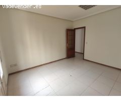 Piso en Cánovas, Cáceres