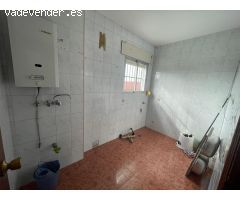 PISO CON NAVE DE 250 METROS EN CHARCA MUSIA