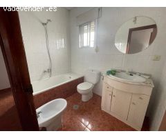 PISO CON NAVE DE 250 METROS EN CHARCA MUSIA