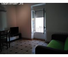 OPORTUNIDAD EN EL CENTRO DE CÁCERES – LISTO PARA ENTRAR A VIVIR