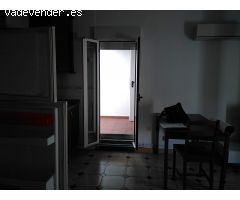 OPORTUNIDAD EN EL CENTRO DE CÁCERES – LISTO PARA ENTRAR A VIVIR