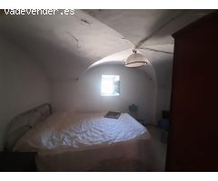 Casa para reformar con patio en Botija