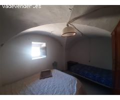 Casa para reformar con patio en Botija
