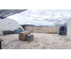 ¡¡ENCANTADORA CASA CUEVA EN LA ROMANA EN ALQUILER CON OPCIÓN A COMPRA!!