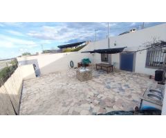 ¡¡ENCANTADORA CASA CUEVA EN LA ROMANA EN ALQUILER CON OPCIÓN A COMPRA!!