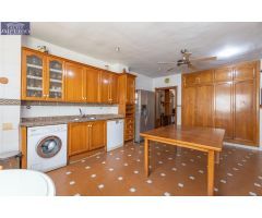 Increíble ático dúplex a reformar en zona Alhamar