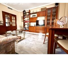 Oportunidad en Encinarejo. Casa de 2 plantas con terraza, 2 trasteros y cochera