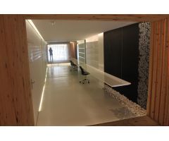 Se vende (o alquila) oficina en edificio de oficinas con ascensor en Reina Victoria!!!