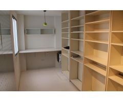 Se vende (o alquila) oficina en edificio de oficinas con ascensor en Reina Victoria!!!