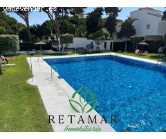 APARTAMENTO IDEAL EN URBANIZACION CERRADA CON JARDINES Y PISCINA EN COSTA OESTE