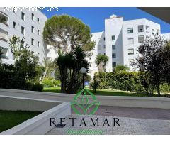 APARTAMENTO IDEAL EN URBANIZACION CERRADA CON JARDINES Y PISCINA EN COSTA OESTE