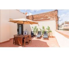 Lujosa vivienda amplia y reformada con terraza privada