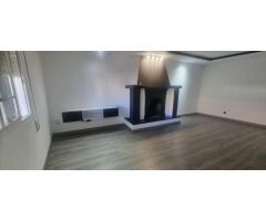 CASA DE TRES DORMITORIOS EN ALGECIRAS -  ZONA LA GRANJA