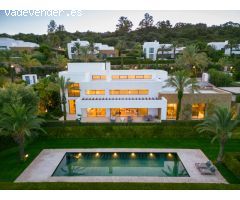 Villa en Venta en Casares, Málaga