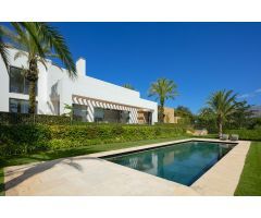 Villa en Venta en Casares, Málaga