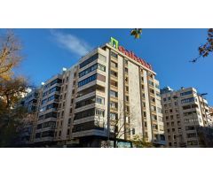 PLAZAS DE GARAJE DE GRAN TAMAÑO EN PARKING EDIFICIO GALAXIA