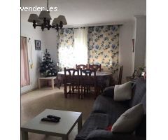 ¡Venta de Piso en Urbanización Cerrada en Playa de Getares, Algeciras!