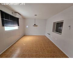 Local comercial en Alquiler en Los Barrios, Cádiz
