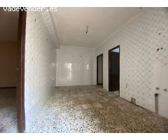 Vivienda en planta baja con garaje privado en Los Barrios