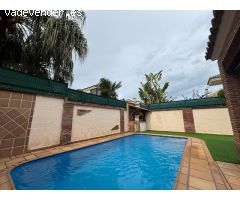 ¡ESPECTACULAR CHALET EN LOS PINOS!