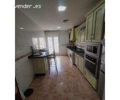 VIVIENDA EXCLUSIVA FRENTE AL AYUNTAMIENTO