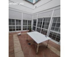 VIVIENDA EXCLUSIVA FRENTE AL AYUNTAMIENTO