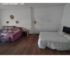 VIVIENDA EXCLUSIVA FRENTE AL AYUNTAMIENTO