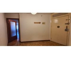 GESPAIN ACTIVIDADES INMOBILIARIAS OFRECE PISO EN CASCO HISTÓRICO.