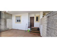 CASA EN URBANIZACION LAS PEDRIZAS DE SAN BERNABE - JUNTO COLEGIO ADALIDES